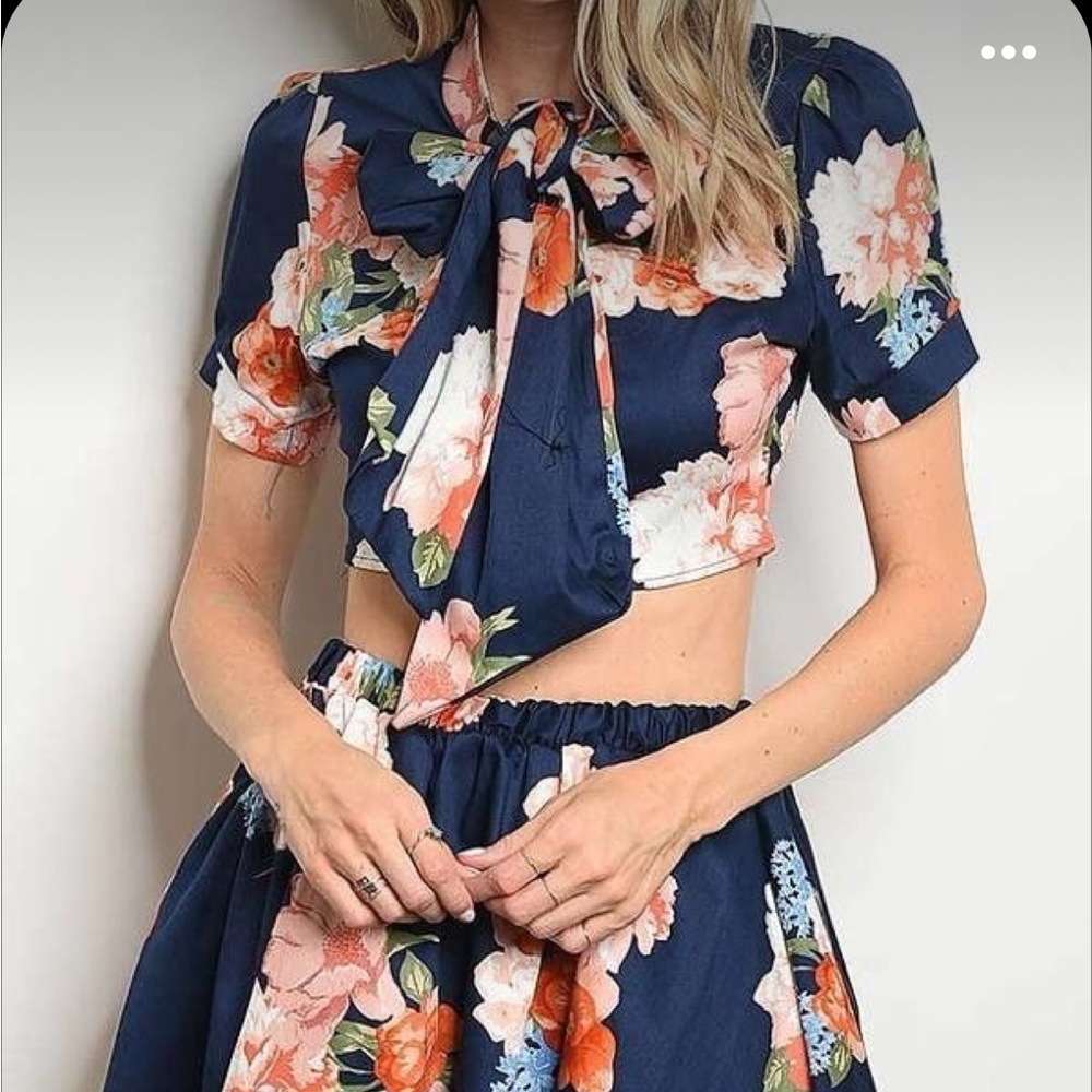 Crop Floral Top